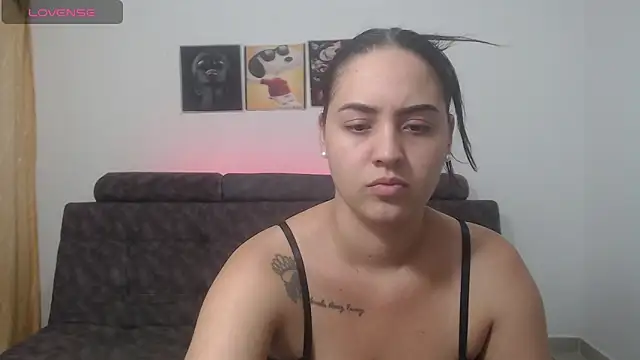 Anthonela Queen online show from March 16, 2025, 3:36 am