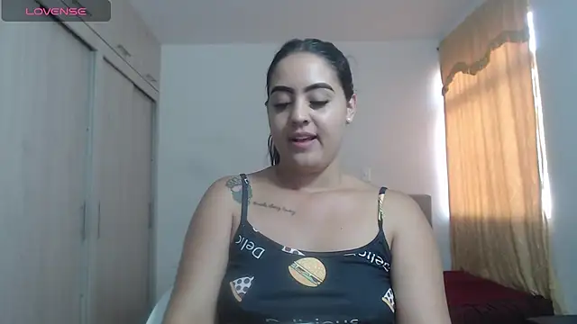 Snapshot of Anthonela_Queen chatting on October 4, 2025, 12:25 pm Anthonela Queen online show from October 4, 2025, 12:25 pm