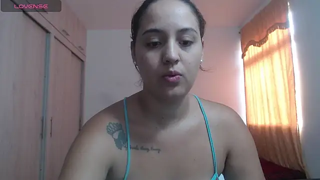 Snapshot of Anthonela_Queen chatting on October 15, 2025, 9:15 pm Anthonela Queen online show from October 15, 2025, 9:15 pm
