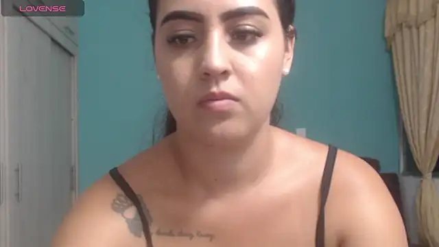 Anthonela Queen online show from December 17, 2025, 12:27 am