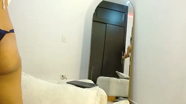  tommy and anabel05 online show from December 5, 2025, 4:10 am