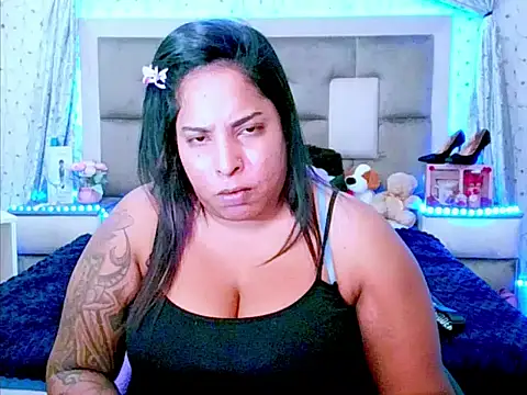 Snapshot of indiantopaz694u chatting on September 16, 2025, 4:02 am indiantopaz694u online show from September 16, 2025, 4:02 am