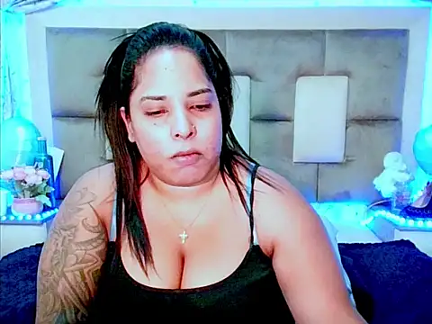 Snapshot of indiantopaz694u chatting on October 3, 2025, 4:09 am indiantopaz694u online show from October 3, 2025, 4:09 am