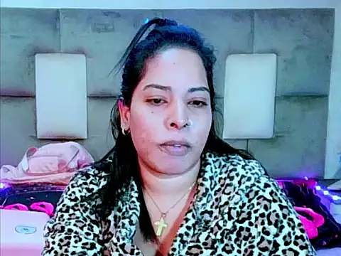 indiantopaz694u online show from June 25, 2026, 6:07 am