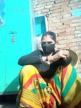 Chhavi Chadha online show from November 12, 2025, 2:28 pm