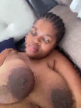  DollFace  online show from February 24, 2026, 7:39 am