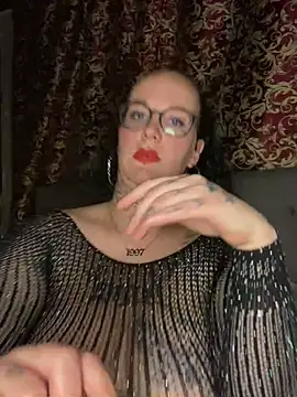 kahyhot online show from March 9, 2025, 6:43 pm