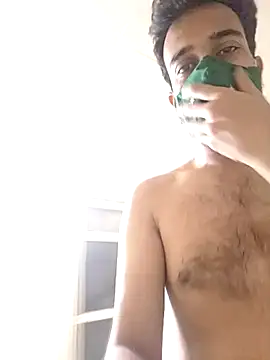 cuteboyhot18 online show from February 27, 2025, 12:56 pm