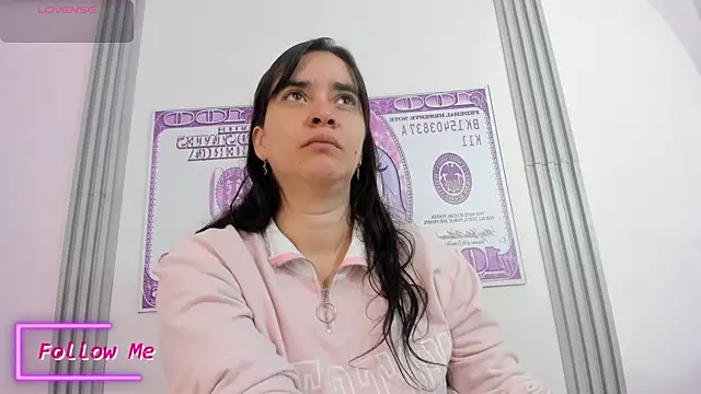 Valeriagomez  online show from February 4, 2026, 12:22 pm