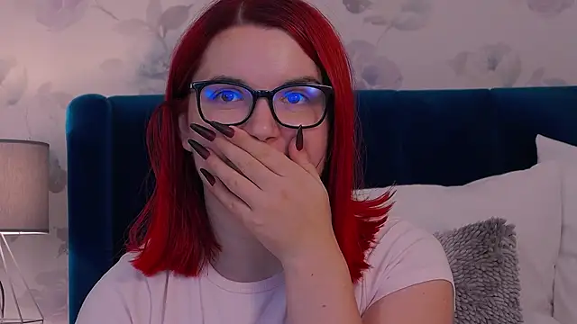 Snapshot of KailyKay chatting on September 29, 2025, 6:02 pm KailyKay online show from September 29, 2025, 6:02 pm