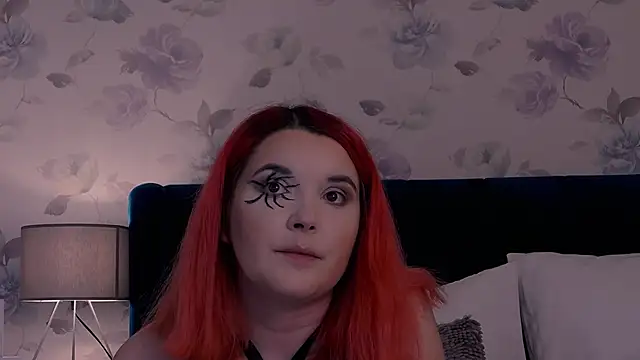 Snapshot of KailyKay chatting on October 31, 2025, 7:04 pm KailyKay online show from October 31, 2025, 7:04 pm