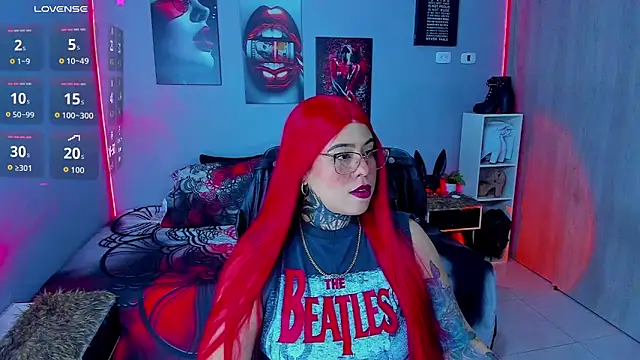 Snapshot of Veronika_metal chatting on September 18, 2025, 5:20 am Veronika metal online show from September 18, 2025, 5:20 am