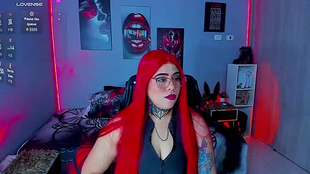 Snapshot of Veronika_metal chatting on September 19, 2025, 5:09 am Veronika metal online show from September 19, 2025, 5:09 am