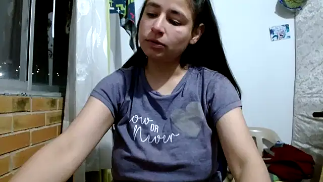 Escarcha-blue online show from November 5, 2025, 1:16 am