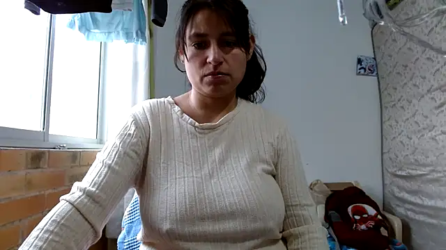 Escarcha-blue online show from March 25, 2026, 9:54 pm