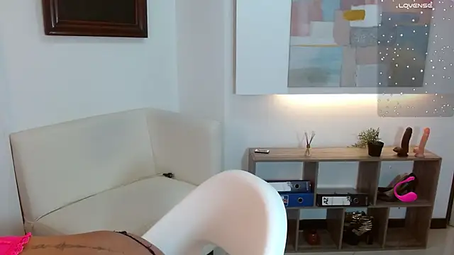 Snapshot of anahi_macys chatting on October 5, 2025, 12:03 pm anahi macys online show from October 5, 2025, 12:03 pm