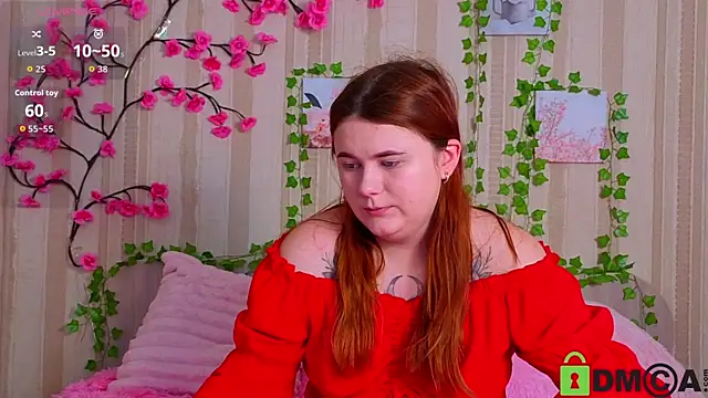 Eva Starlight online show from May 3, 2026, 5:02 am
