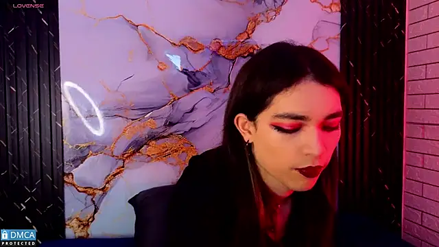 MaeveKuro online show from March 20, 2026, 3:11 am