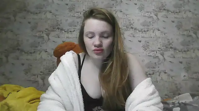Eveline May online show from March 1, 2025, 1:53 am