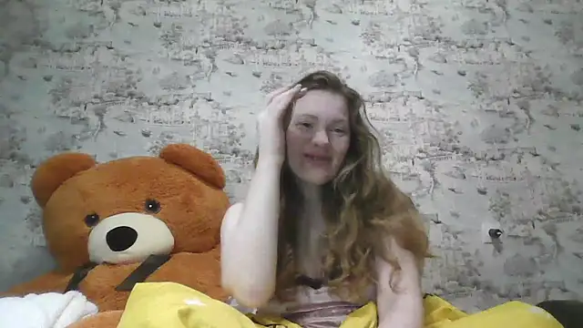 Eveline May online show from March 5, 2025, 4:13 pm