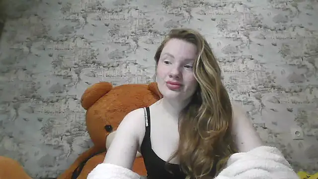 Eveline May online show from March 5, 2025, 10:21 pm