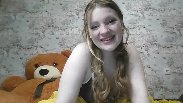 Eveline May online show from March 14, 2025, 6:18 pm