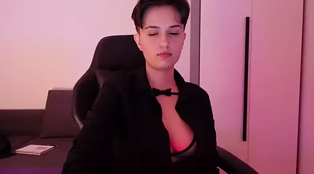 DomAres online show from February 28, 2025, 7:56 pm