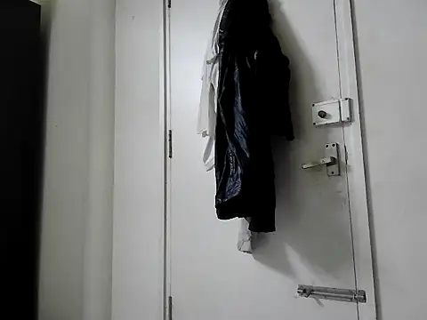 fitbuddy1 online show from September 14, 2025, 8:08 pm