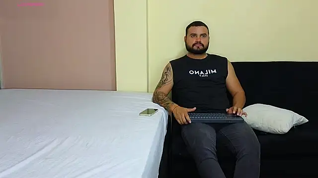 khalidferrer online show from October 16, 2025, 2:56 am