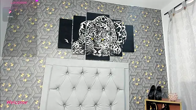 Nicolane Palmer online show from March 17, 2025, 1:18 pm