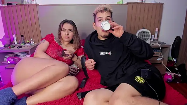 April Nick299 online show from September 25, 2025, 3:43 am