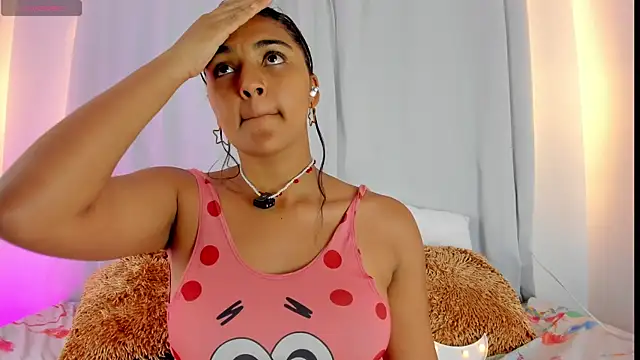 Snapshot of Melodymoore_ chatting on July 24, 2026, 11:03 pm Melodymoore online show from July 24, 2026, 11:03 pm