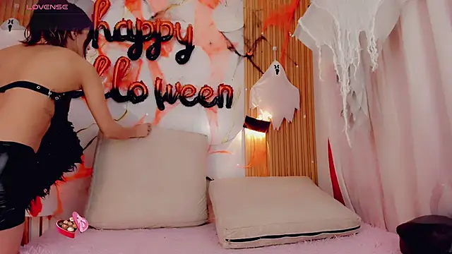 Snapshot of ValeriCardenas chatting on October 26, 2025, 12:27 am ValeriCardenas online show from October 26, 2025, 12:27 am