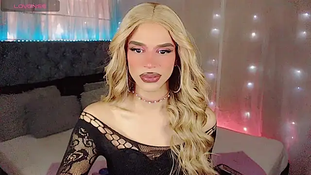 Dalila moan online show from May 10, 2026, 9:42 pm