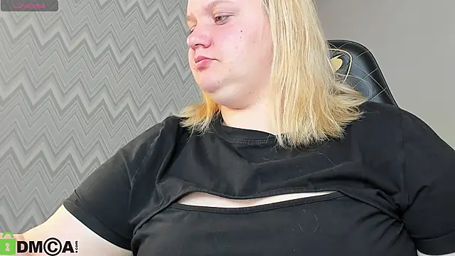 Amy Hall online show from September 15, 2025, 12:21 am