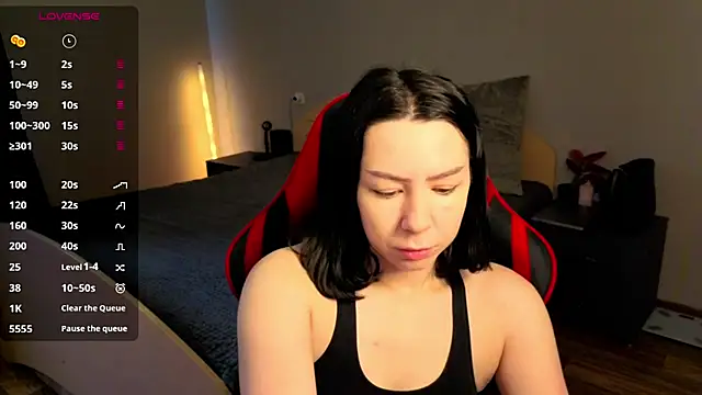 Snapshot of meganluss chatting on March 27, 2026, 3:01 am meganluss online show from March 27, 2026, 3:01 am