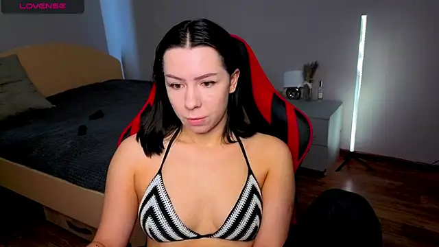 meganluss online show from May 12, 2026, 3:25 am