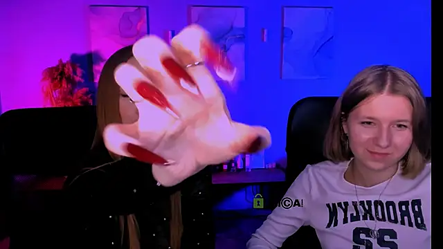 doll vey online show from March 18, 2026, 8:56 pm