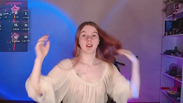 Strawberry juli online show from March 28, 2026, 11:32 am