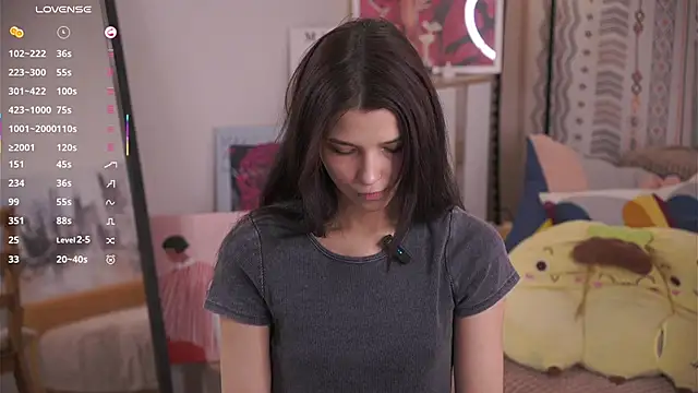 ErlineDumford online show from February 4, 2026, 8:09 am