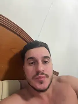 spidersA online show from February 12, 2026, 1:44 am