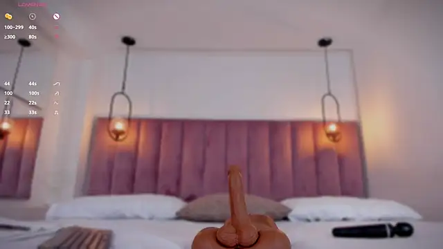 Snapshot of Haily_b chatting on October 8, 2025, 8:06 pm Haily b online show from October 8, 2025, 8:06 pm