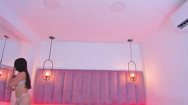 Haily b online show from November 10, 2025, 7:57 pm