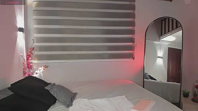 Snapshot of sweet_obsession__ chatting on October 11, 2025, 8:07 pm sweet obsession online show from October 11, 2025, 8:07 pm