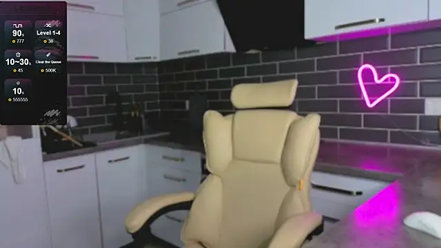 ShaiyaMinn3 online show from June 14, 2026, 8:00 pm