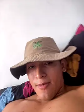 Babyalienqm online show from December 2, 2025, 3:07 pm