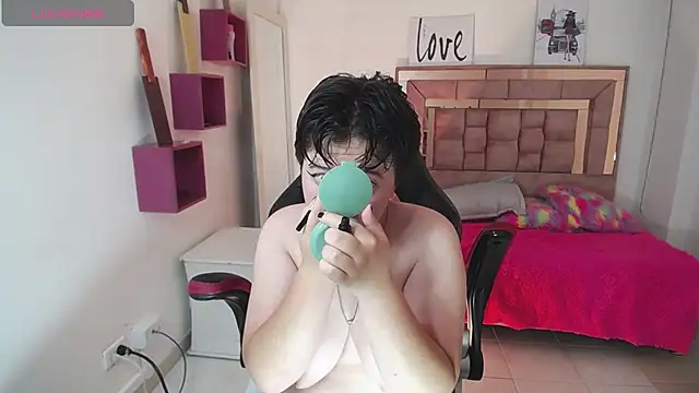 Snapshot of safyka chatting on September 19, 2025, 3:19 am safyka online show from September 19, 2025, 3:19 am