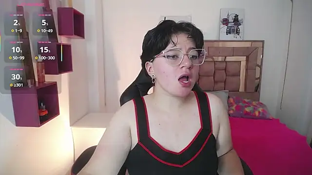 Snapshot of safyka chatting on October 25, 2025, 2:41 am safyka online show from October 25, 2025, 2:41 am