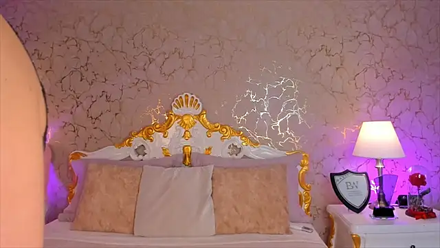 Snapshot of ScarlettWallace chatting on October 10, 2025, 5:56 pm ScarlettWallace online show from October 10, 2025, 5:56 pm