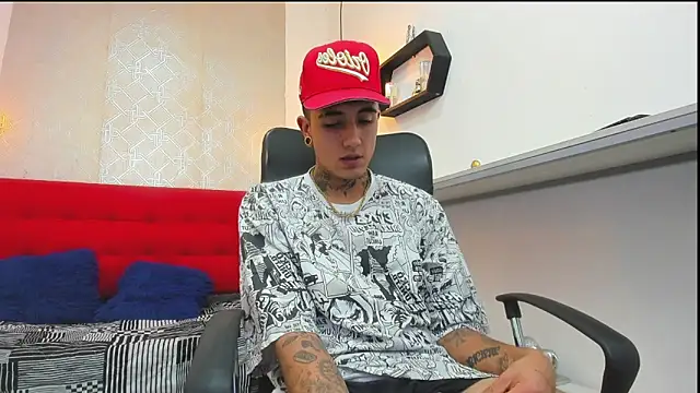 Snapshot of Patrick_Rango chatting on December 14, 2025, 3:45 am Patrick Rango online show from December 14, 2025, 3:45 am